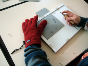 Linogravure, étape de la gravure